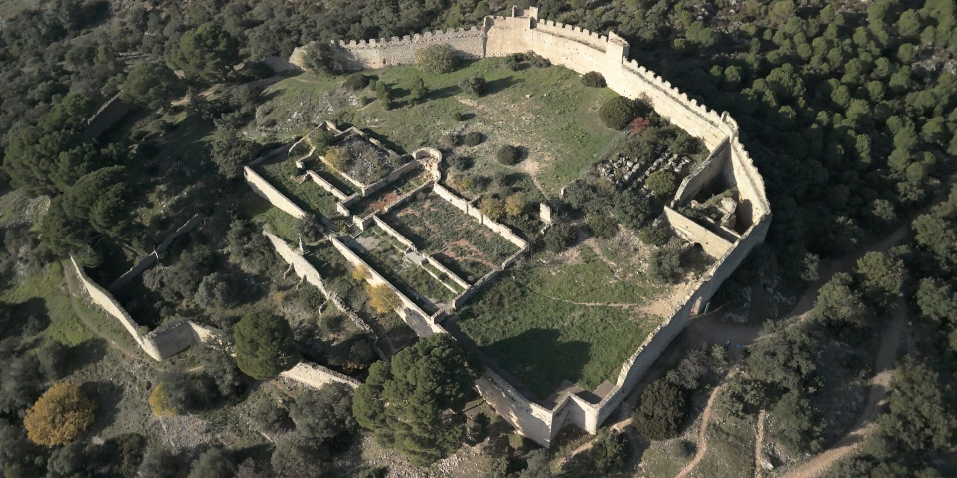 La Forteresse du Castellas de Montpeyroux 