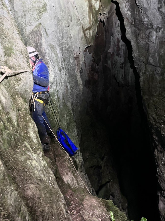 Abîme de Rabanel par le grand puit nord